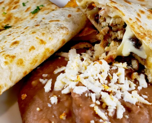 quesadillas in chicago la cantina mexican restaurant